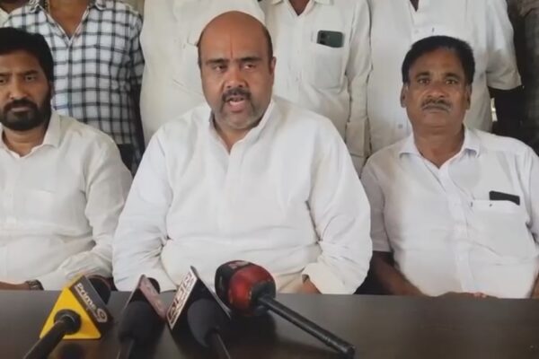 Bobbili News: బాడంగి ఎంపీపీ, వైస్-ఎంపీపీ 1 లపై పెట్టిన అవిశ్వాస తీర్మానంలో పైచేయి సాధించిన టీడీపీ..